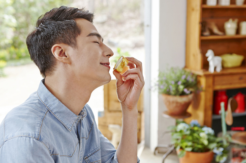 팜온더로드 조인성 CF 이미지